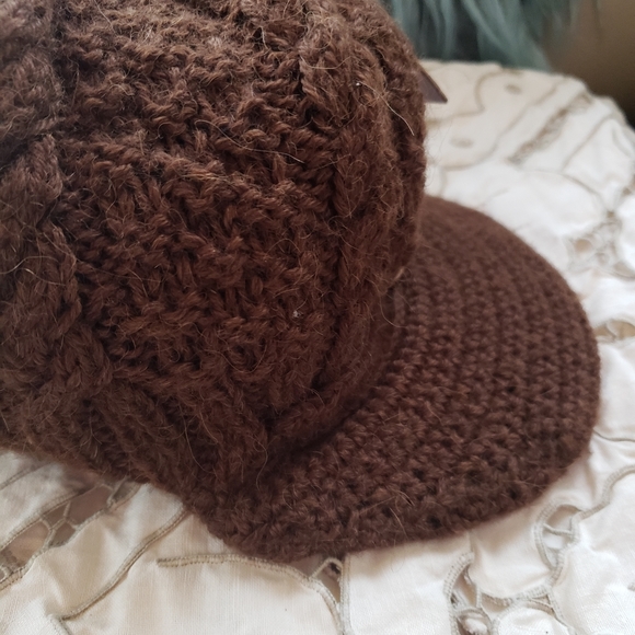 💯% Alpaca Cable knit Hat - Washable! - Picture 2 of 5